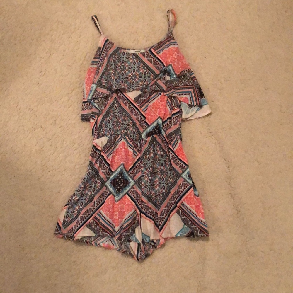 Patterned romper